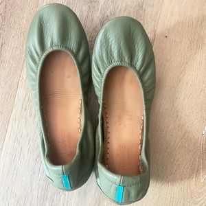 Olive Green Tieks
